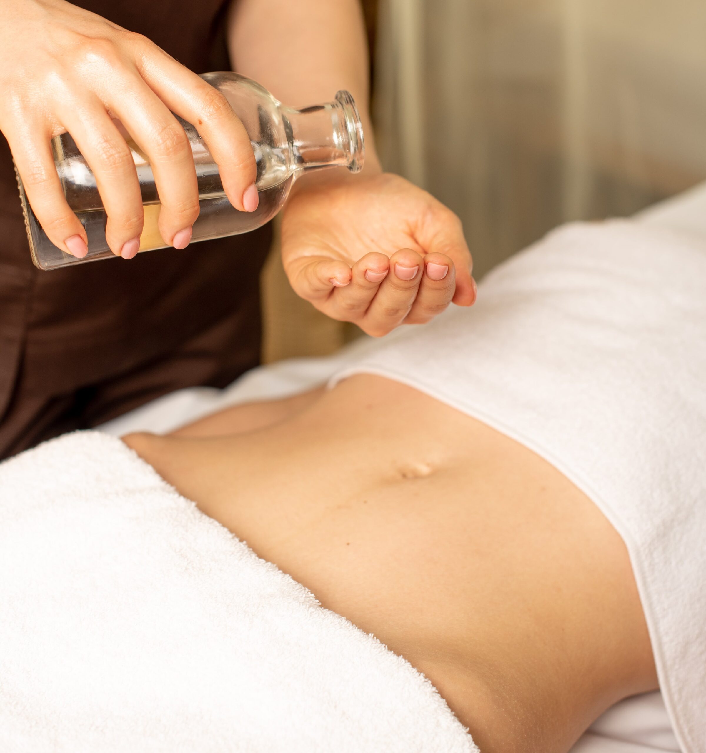 Lymphatic drainage massage with natural oil